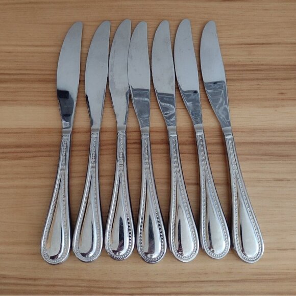 (7) Gourmet Settings Promise Nouveau Beaded  9.5" Dinner Knives 18/10 Stainless - Picture 2 of 5